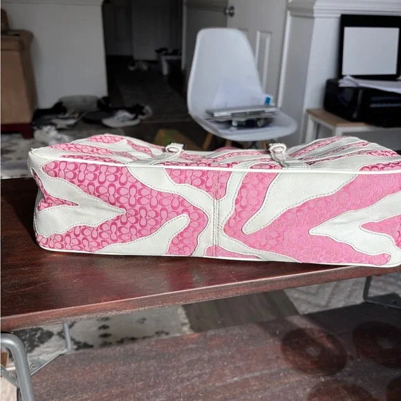 Coach Pink and White zebra gallery tote - Picture 9 of 9